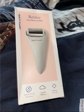 Vanity Planet Revive Face & Body Ice Roller